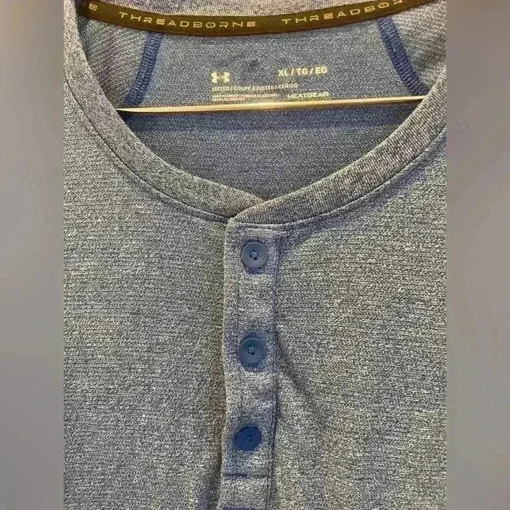 Under Armour blue long sleeved shirt men’s XL - Picture 3 of 4